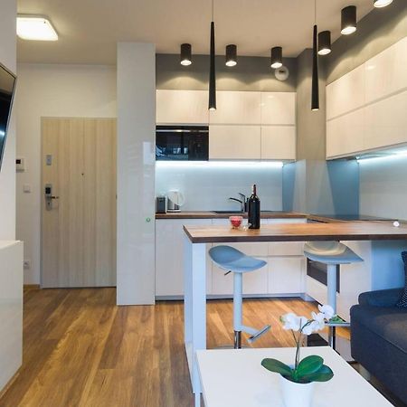 Cozy Apartment With Garden Prestigious Location Красков Екстериор снимка